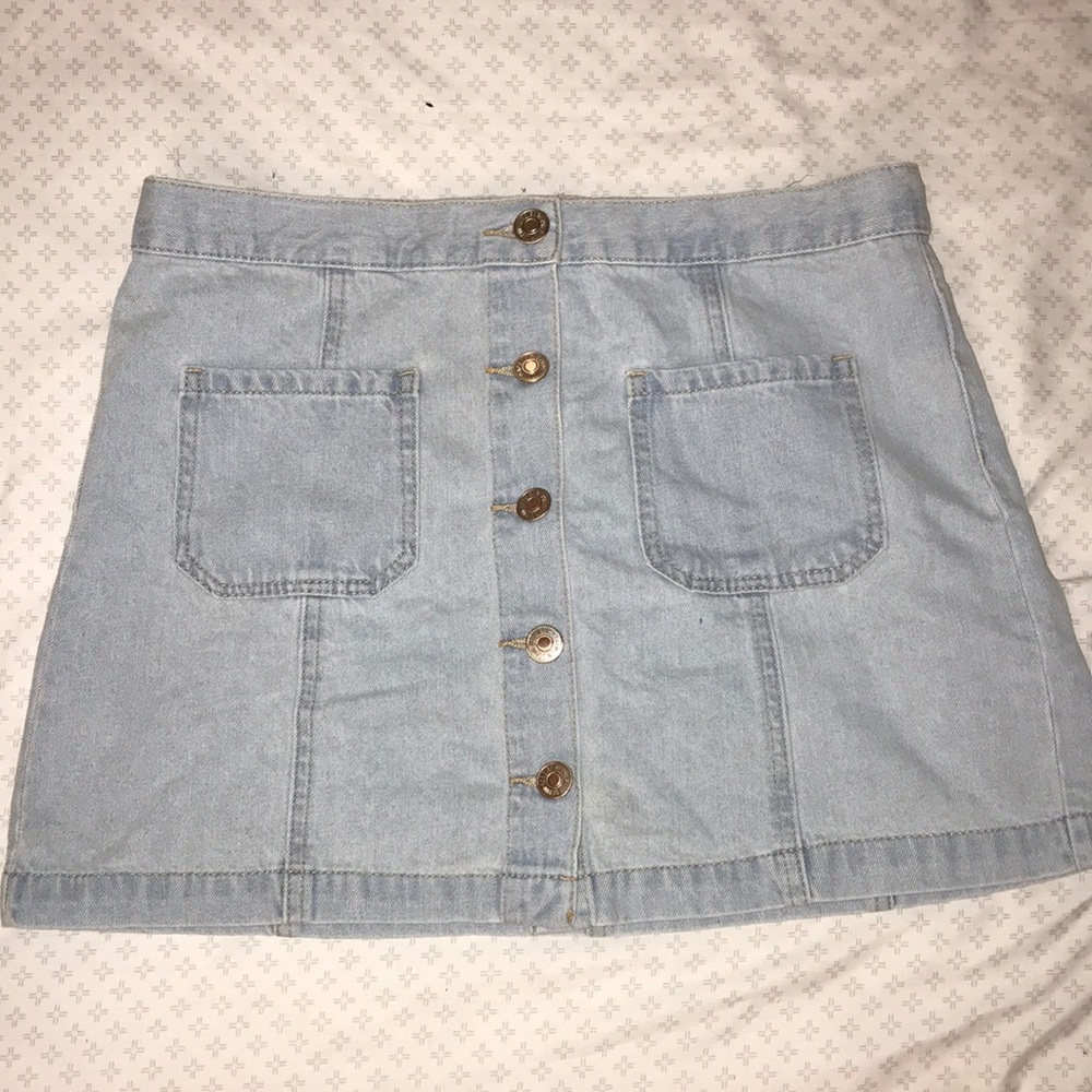 button-down jean skirt from forever 21— SIZE 30